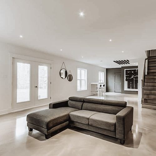 alt="radiant floor made of epoxy in a beautiful basement"